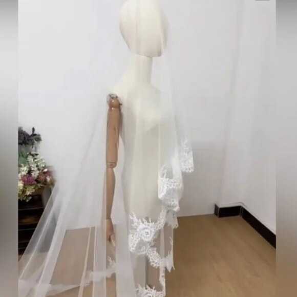 Cathedral Floral Lace Wedding Veil main image 5